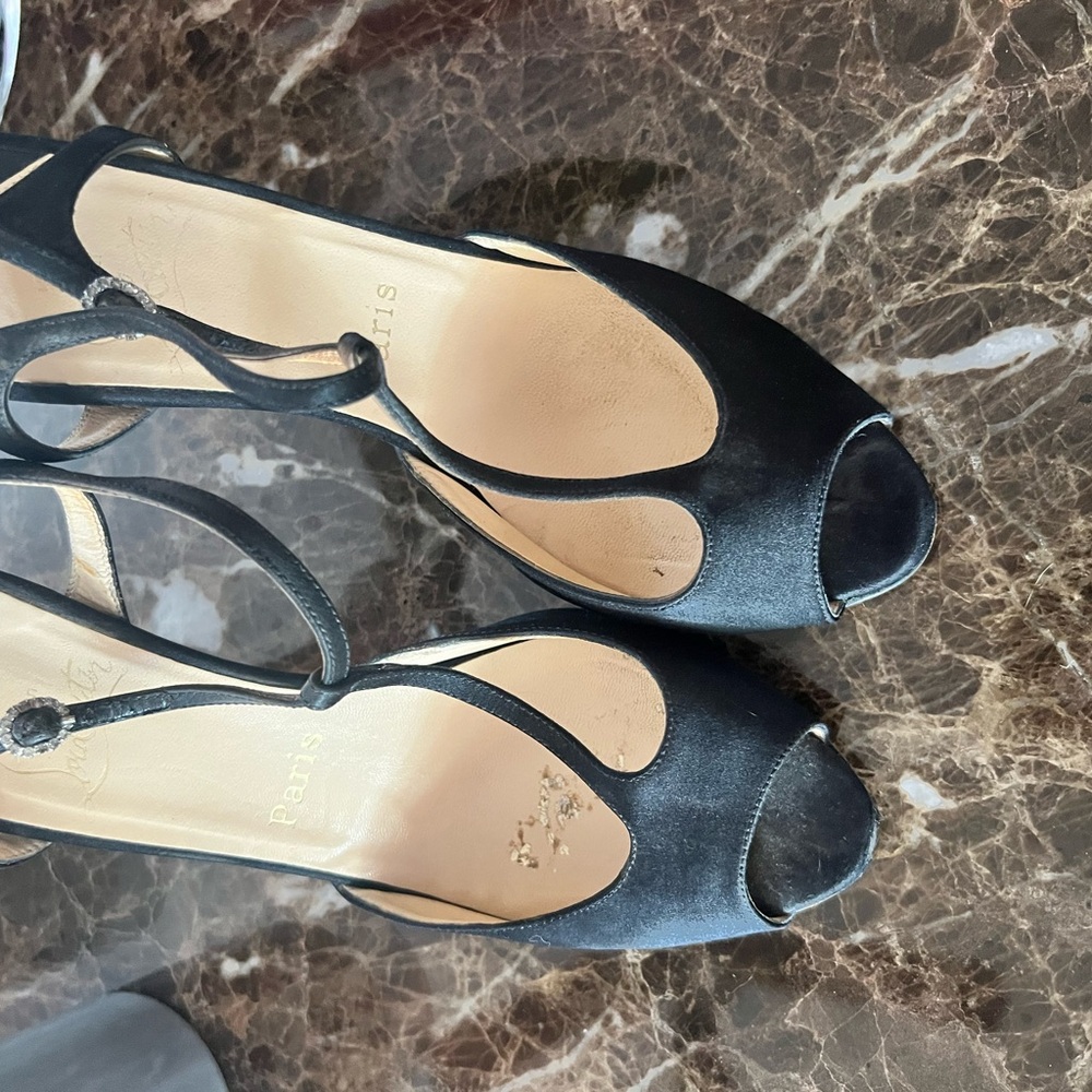 Elegant CHRISTIAN LOUBOUTIN Black Satin Women's Heels 👠 SIZE 38